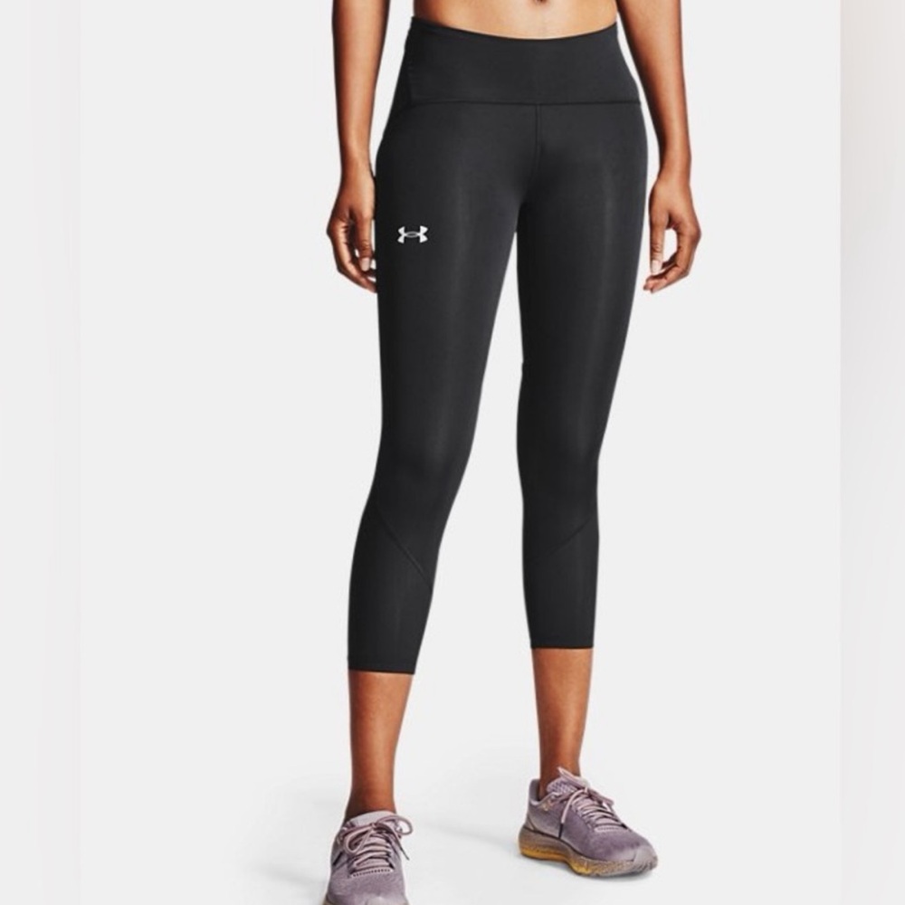 Under Armour Black Cropped Workout Leggings Sz S Gym Training Pilates Barre